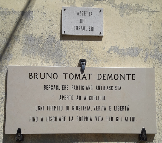 Intitolata una lapide a Bruno Tomat Demonte